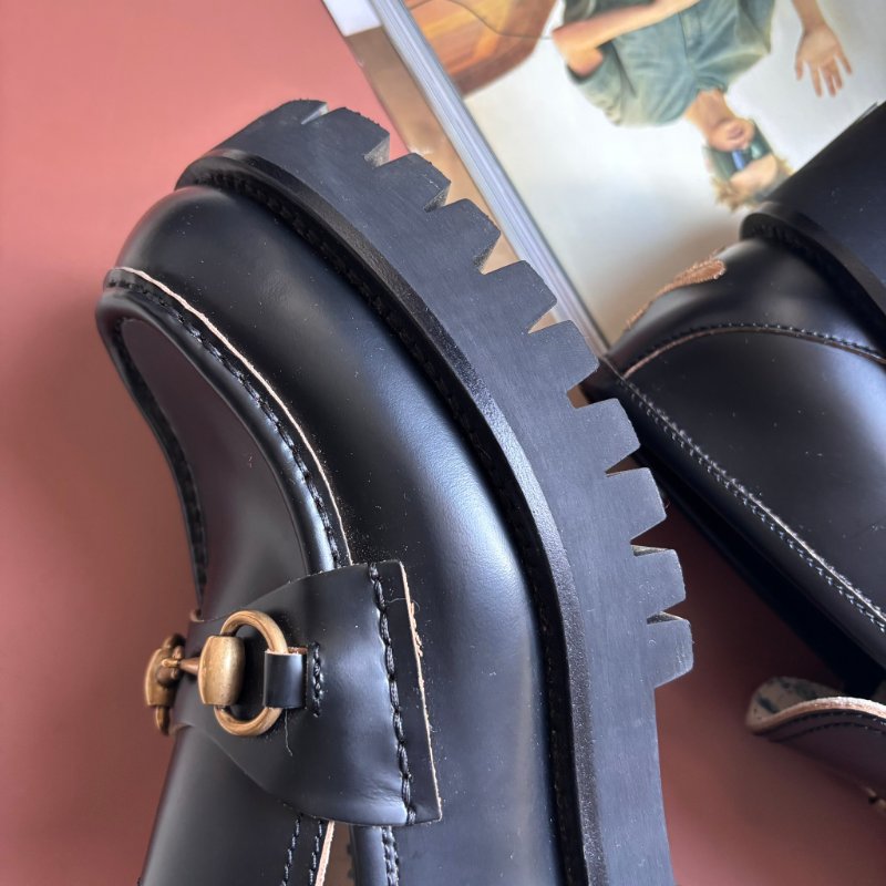 ::GUCCI:: 黑色皮革x金屬馬銜釦樂福鞋 38號-15