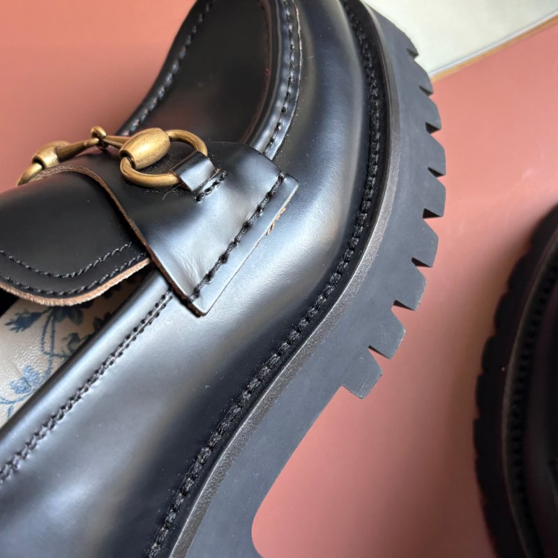 ::GUCCI:: 黑色皮革x金屬馬銜釦樂福鞋 38號-31