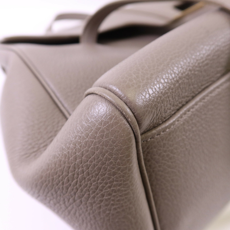 CELINE 牛皮皮革Soft 16金扣肩背袋-12