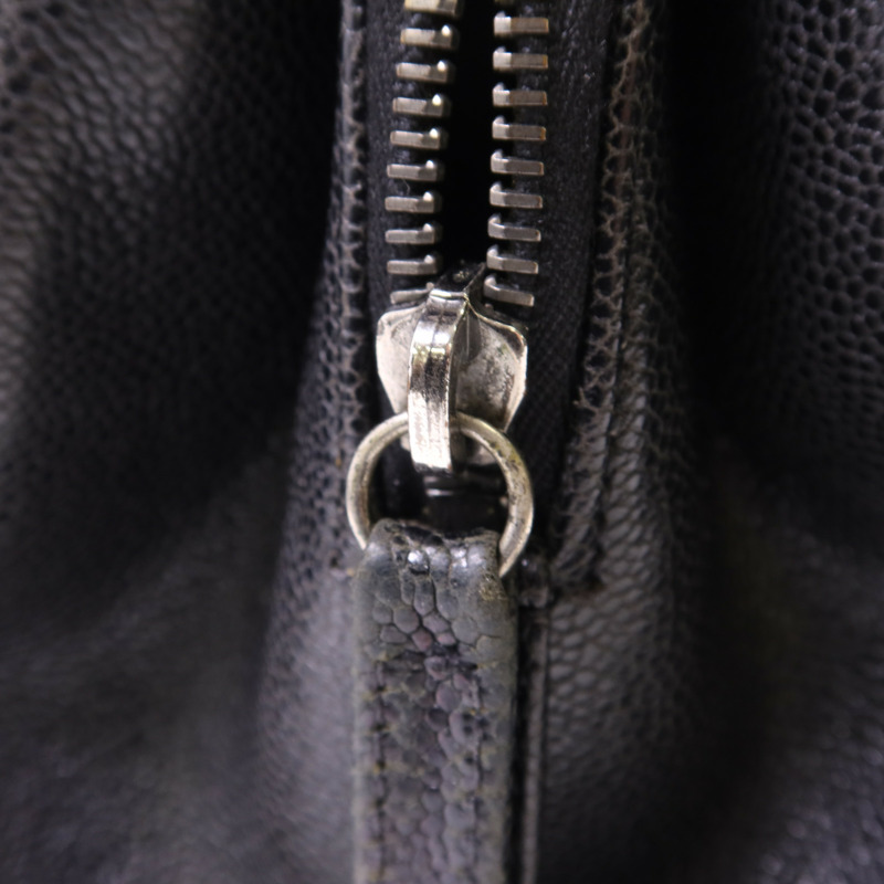 CHANEL 牛皮皮革Chic Shopping Tote銀扣肩背袋-10