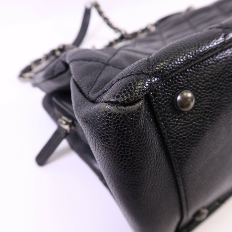 CHANEL 牛皮皮革Chic Shopping Tote銀扣肩背袋-16