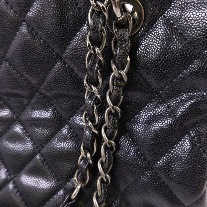 CHANEL 牛皮皮革Chic Shopping Tote銀扣肩背袋-17