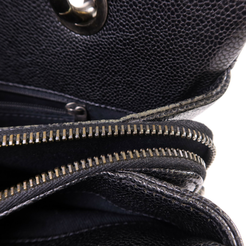 CHANEL 牛皮皮革Chic Shopping Tote銀扣肩背袋-18