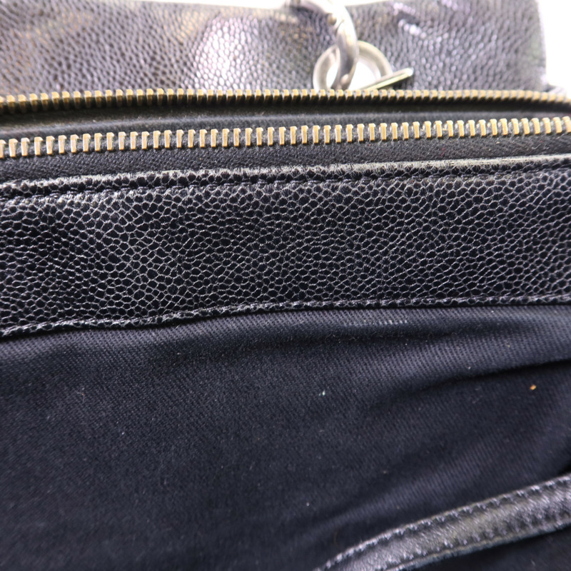 CHANEL 牛皮皮革Chic Shopping Tote銀扣肩背袋-22