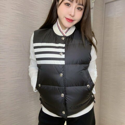 💎Han's house精品服飾💎THom BrowneTB 羽絨 背心 原價56000