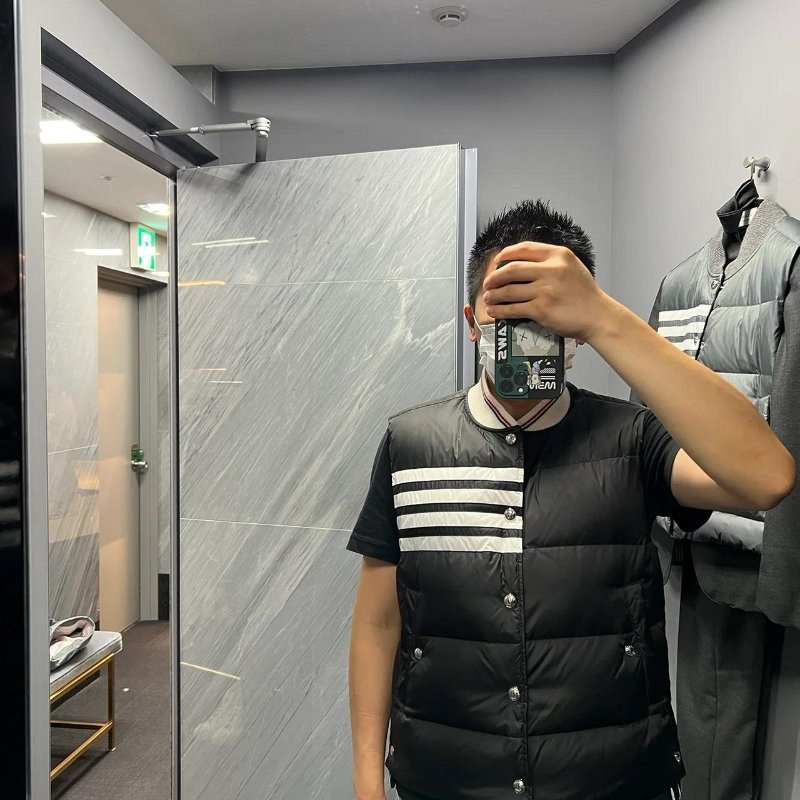 💎Han's house精品服飾💎THom BrowneTB 羽絨 背心 原價56000-5