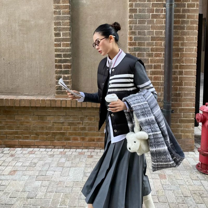 💎Han's house精品服飾💎THom BrowneTB 羽絨 背心 原價56000-6