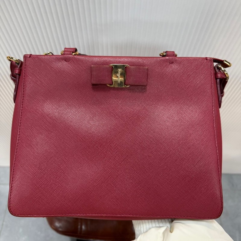 Salvatore Ferragamo Vara 經典小號 紅金配色 Saffiano十字紋牛皮-1