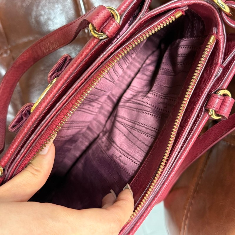 Salvatore Ferragamo Vara 經典小號 紅金配色 Saffiano十字紋牛皮-12