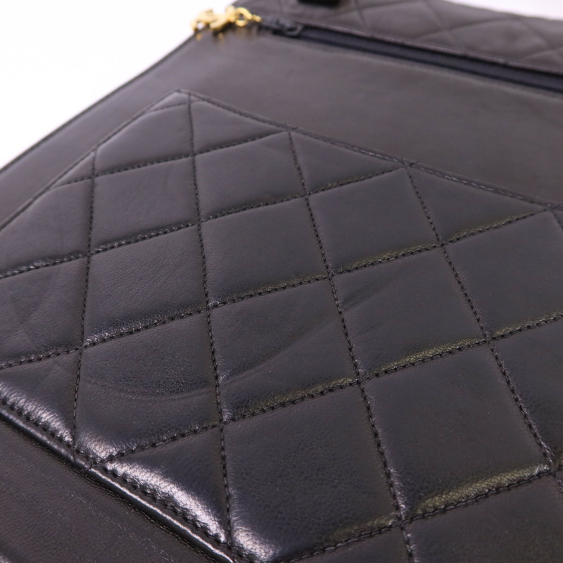 CHANEL 牛皮皮革Vintage Shoulder Bag金扣肩背袋-17