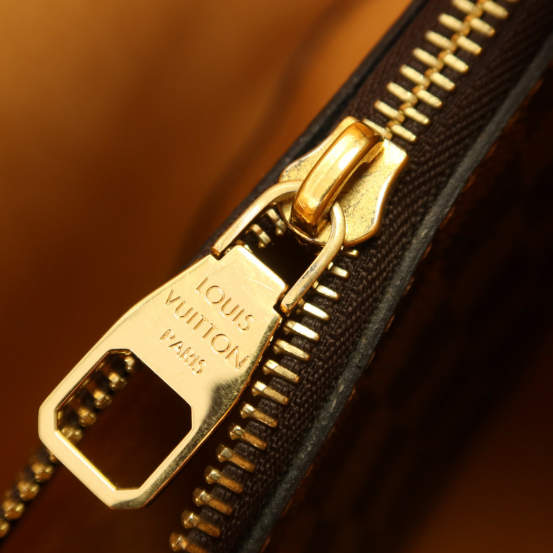 LOUIS VUITTON Damier NeoNoe金扣肩背袋-9