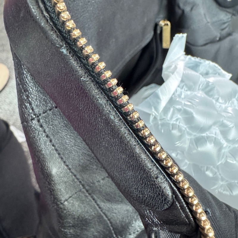 ✨Chanel 黑金羊皮後背包 有保卡🖤-20