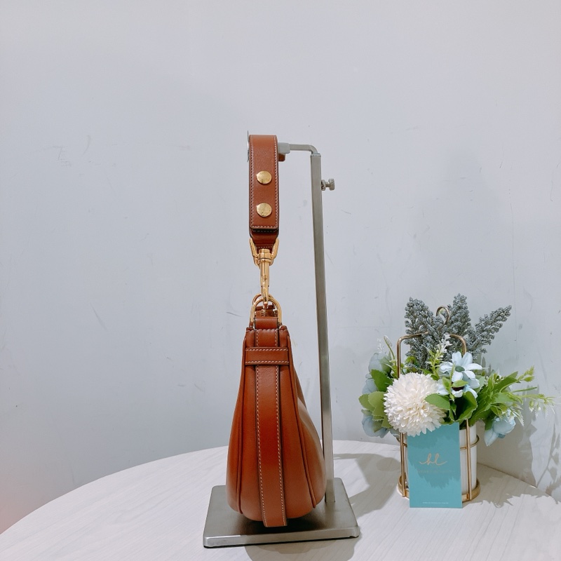 TK1890 Celine 塞琳 半月包 腋下包 棕色 光滑牛皮 Medium Ava Strap Shoulder Bag Brown Calfskin-4