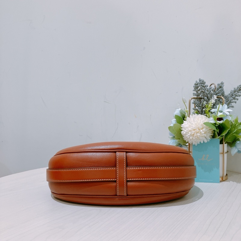 TK1890 Celine 塞琳 半月包 腋下包 棕色 光滑牛皮 Medium Ava Strap Shoulder Bag Brown Calfskin-7