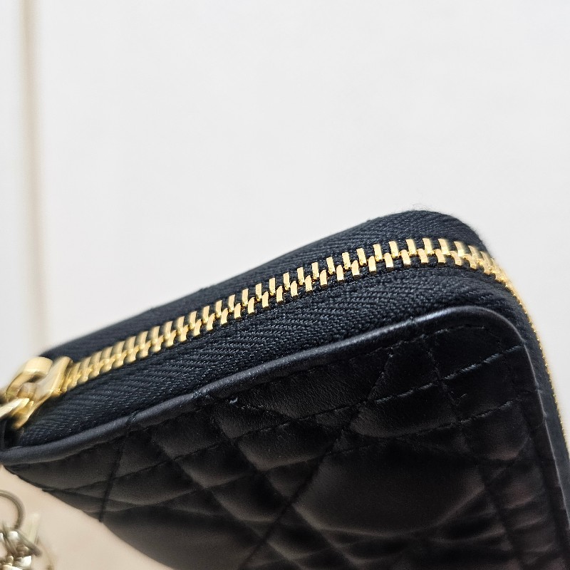 [實品超美☺️] Dior黑羊皮LadyDior金釦拉鏈中夾-8