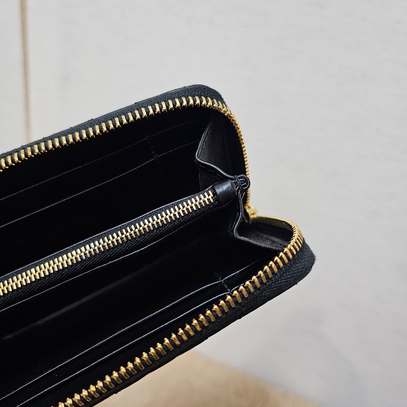 [實品超美☺️] Dior黑羊皮LadyDior金釦拉鏈中夾-14