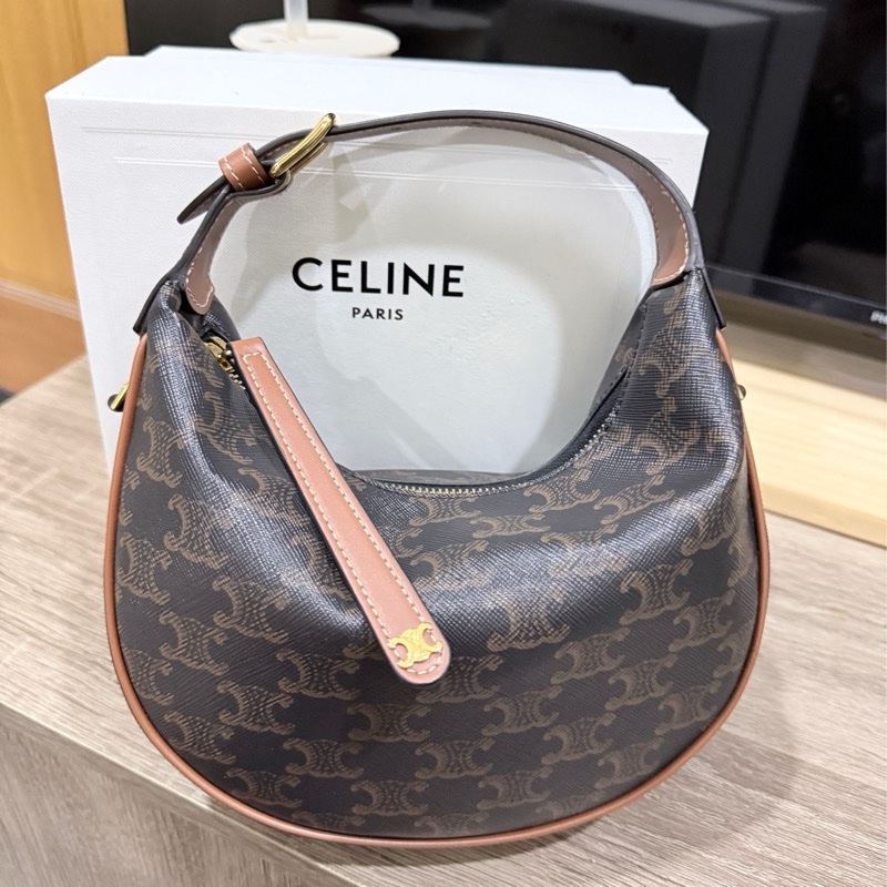 TEEN CELINE LULU標誌印花及牛皮革手袋-0