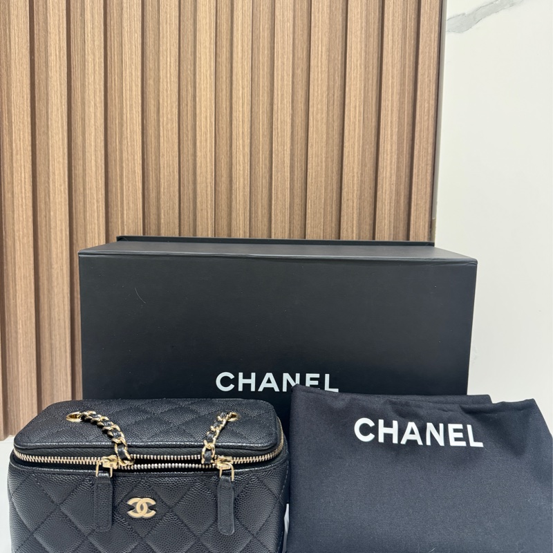 全新Chanel 長盒子荔枝牛皮 VANITY WITH CHAIN-0