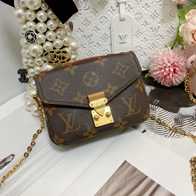 LV M81267 迷你郵差包 芯片款 💌-1