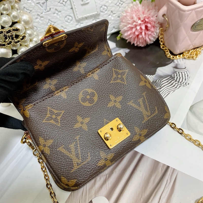 LV M81267 迷你郵差包 芯片款 💌-14