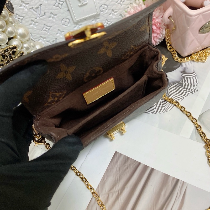 LV M81267 迷你郵差包 芯片款 💌-18