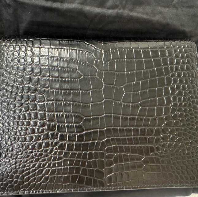 SAINT LAURENT 黑亮面 鱷魚壓紋 鍊條包 金色鏈條 肩背包 側背包 近全新未使用-8