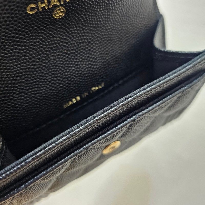 [夯夯品項😆] Chanel黑荔枝皮霧金釦Boy下蓋卡包-11