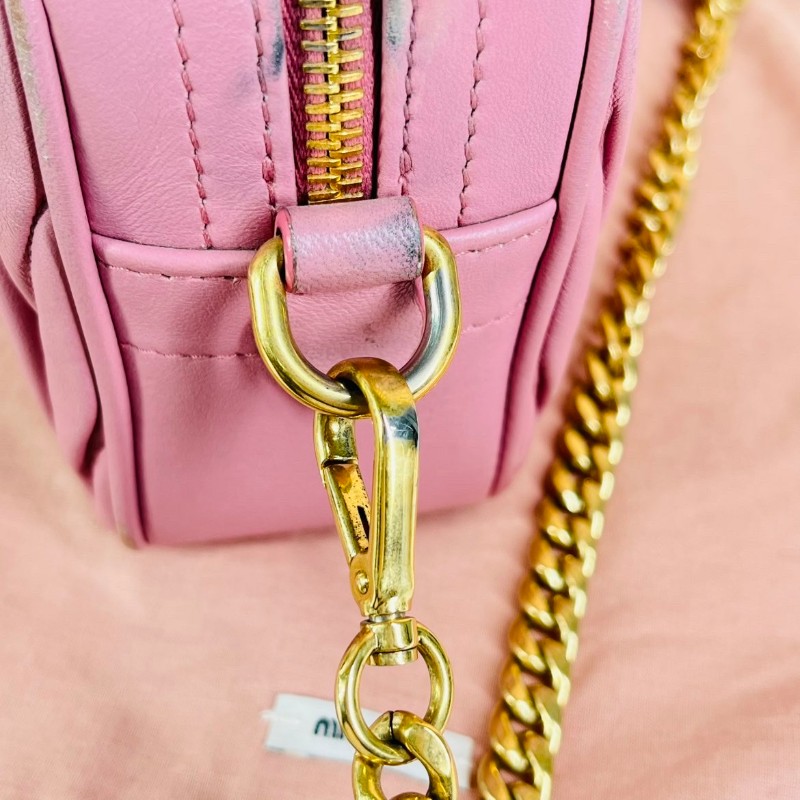 Miu Miu 粉色褶皺相機包 斜背包-20