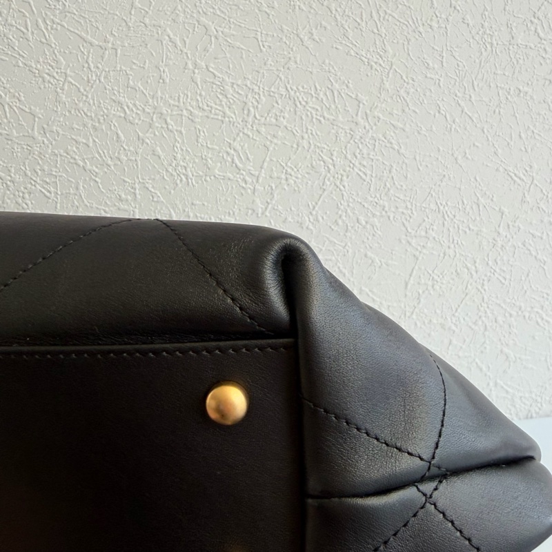 黑色大菱格紋皮革金雙C肩背包 托特包 上班包媽媽包-8