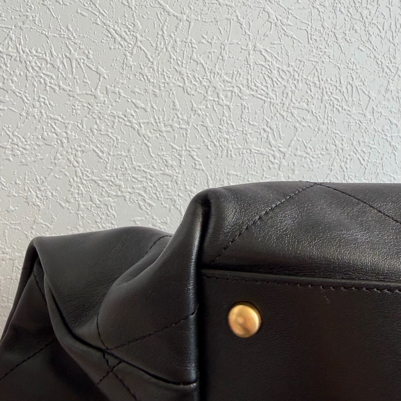 黑色大菱格紋皮革金雙C肩背包 托特包 上班包媽媽包-10