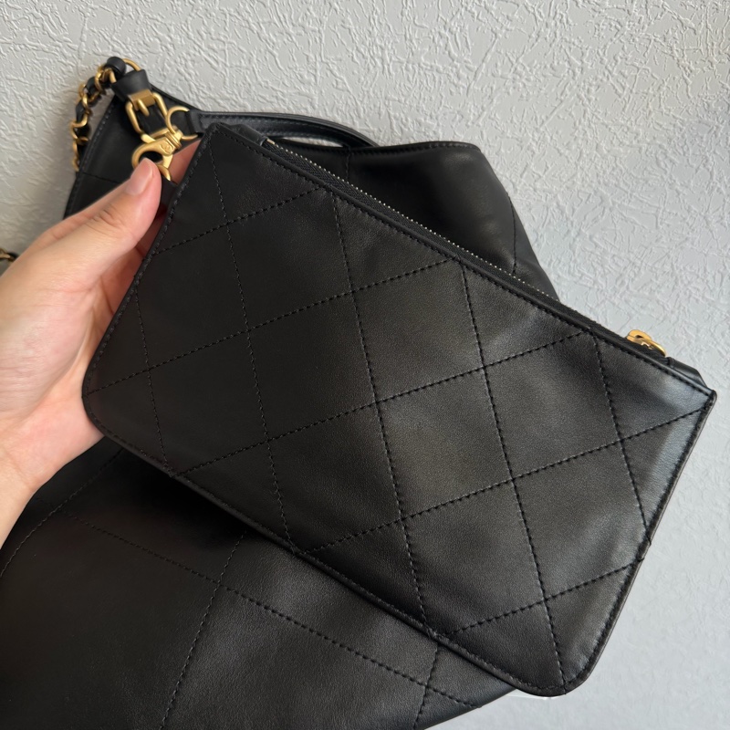 黑色大菱格紋皮革金雙C肩背包 托特包 上班包媽媽包-16