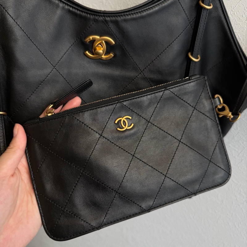 黑色大菱格紋皮革金雙C肩背包 托特包 上班包媽媽包-3