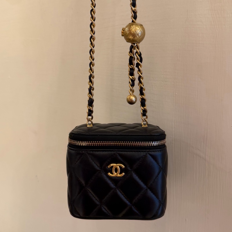 黑色大菱格紋皮革金雙C肩背包 托特包 上班包媽媽包-4