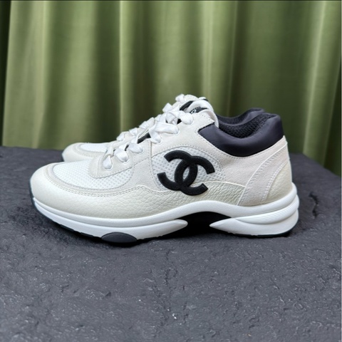 擱置新 香奈兒/Chanel 22C早春 系帶黑白熊貓透氣網面 低幫 生活休閒鞋跑步鞋 白色 39碼