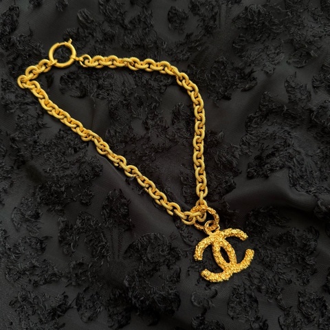 Chanel復古熔岩大雙C Logo項鍊