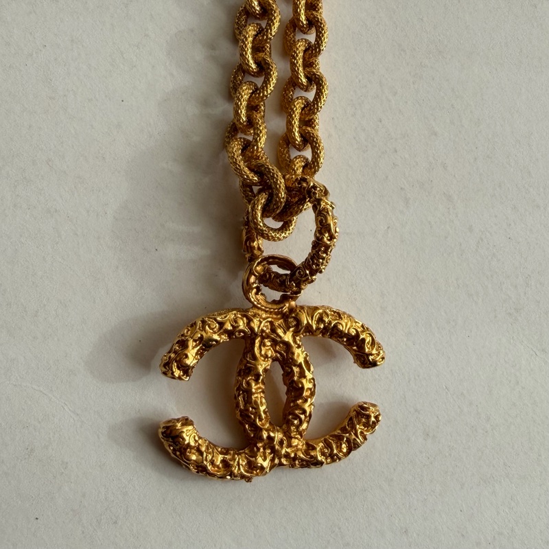 Chanel復古熔岩大雙C Logo項鍊-3