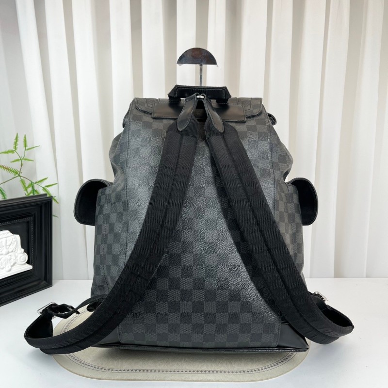 LV Christopher黑色棋盤格後背包-1
