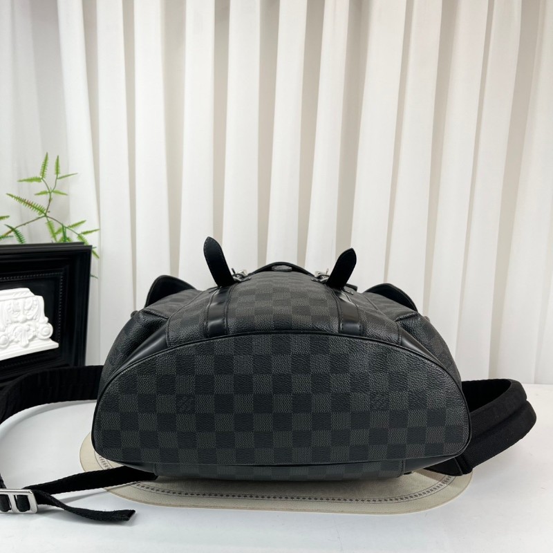 LV Christopher黑色棋盤格後背包-2