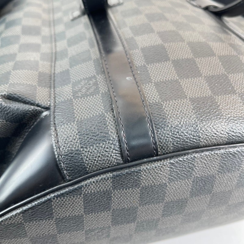 LV Christopher黑色棋盤格後背包-26
