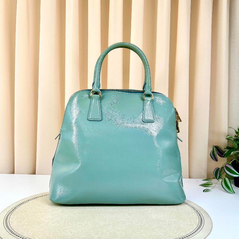 Prada藍色經典貝殼包 十字紋亮面牛皮 防水耐磨-1