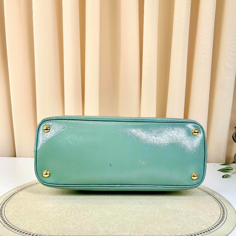 Prada藍色經典貝殼包 十字紋亮面牛皮 防水耐磨-2