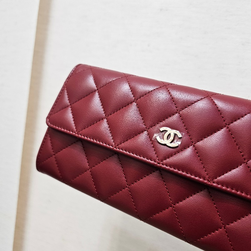 [超有品味款☺️實品超美] Chanel深紅羊皮菱格銀釦長夾-5
