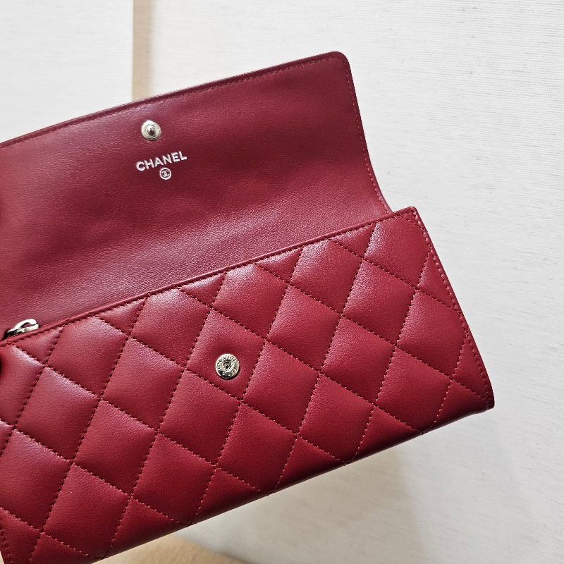[超有品味款☺️實品超美] Chanel深紅羊皮菱格銀釦長夾-8