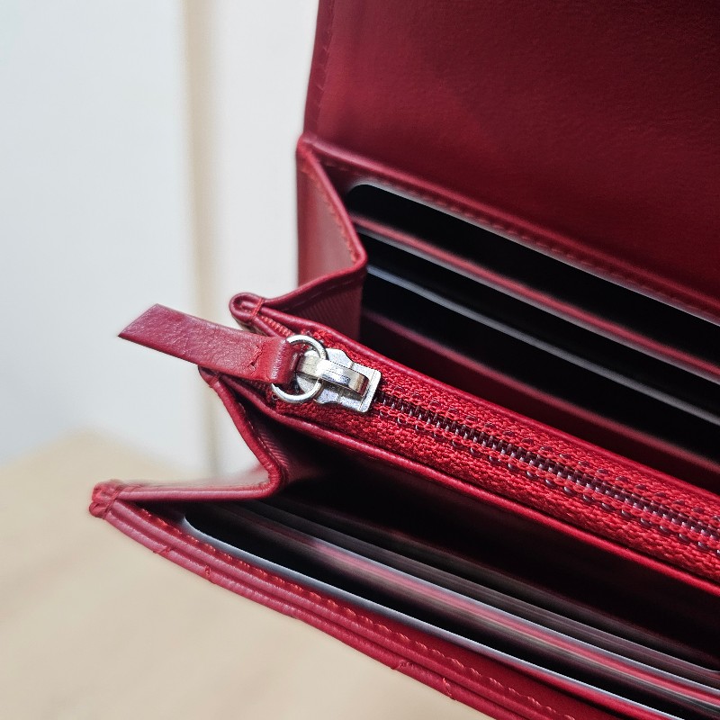 [超有品味款☺️實品超美] Chanel深紅羊皮菱格銀釦長夾-14