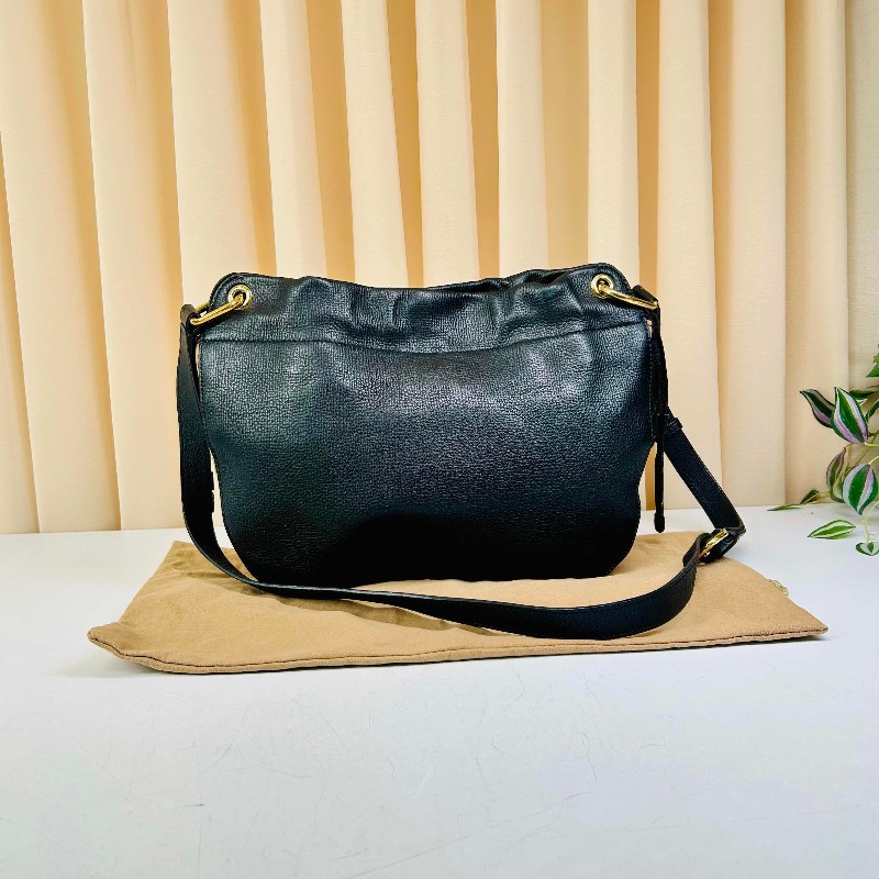 Burberry 黑色牛皮拼格紋肩背包斜背包-1