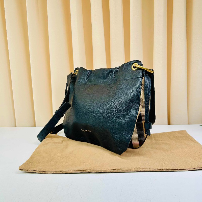 Burberry 黑色牛皮拼格紋肩背包斜背包-3