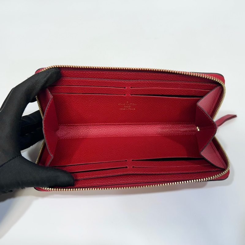 🥨送禮自用皆宜 LV紅色牛皮壓紋Clemence長夾 M60169-7
