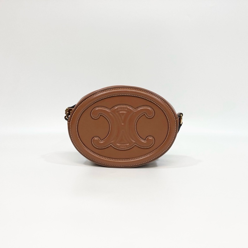 🥨超優惠月餅包CELINE棕色牛皮TRIOMPHE橢圓側背包198603DXC-4