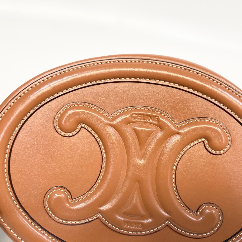 🥨超優惠月餅包CELINE棕色牛皮TRIOMPHE橢圓側背包198603DXC-9