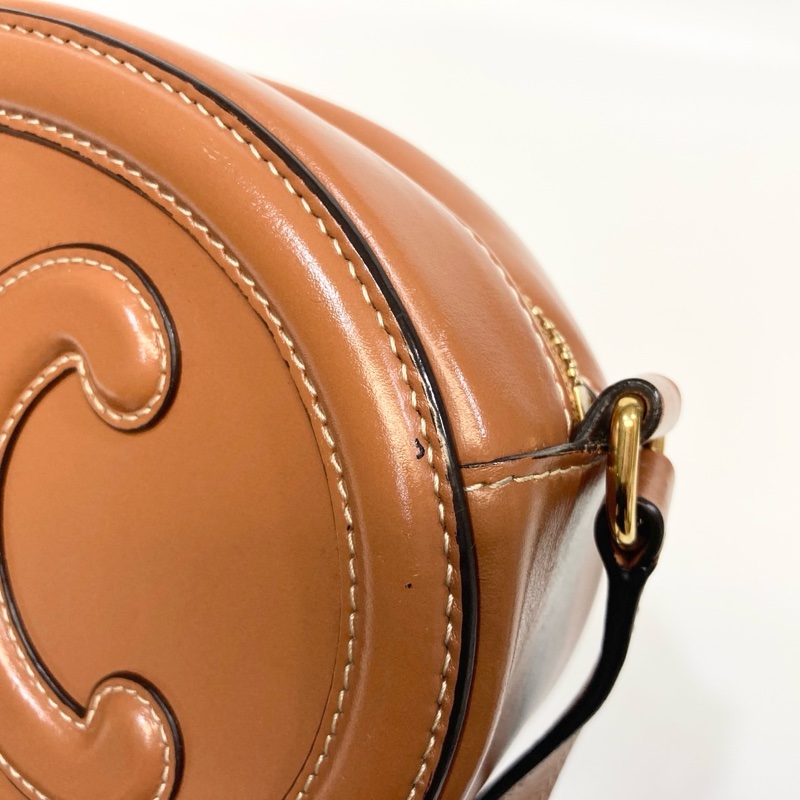 🥨超優惠月餅包CELINE棕色牛皮TRIOMPHE橢圓側背包198603DXC-11